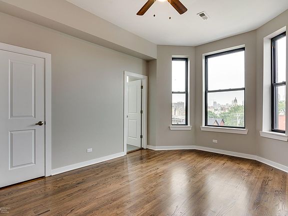 3rd image of 734 N Throop St #4F