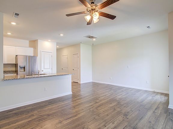 4th image of 54 Moon Rock Ct