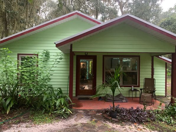 143 Twin Lakes Rd