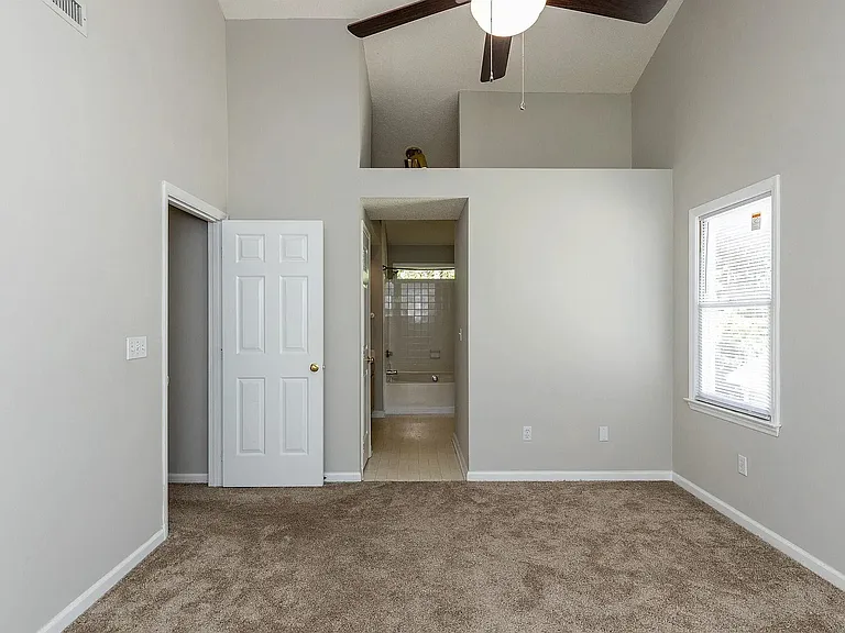 112 Kronos Ln — Photo 20