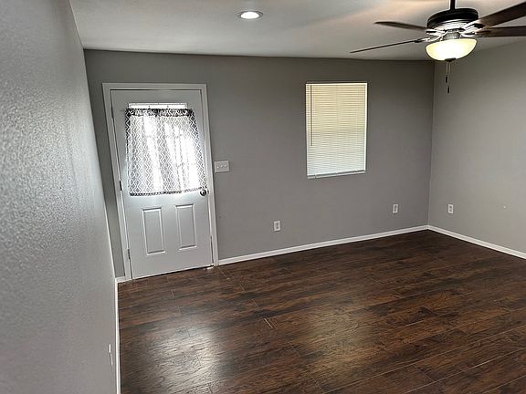 3rd image of 13448 14th St