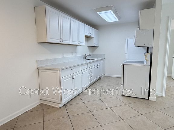 4th image of 3840 Carlsbad Blvd APT 3