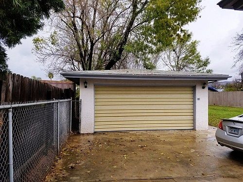 2nd image of 1207 S Citrus Ave