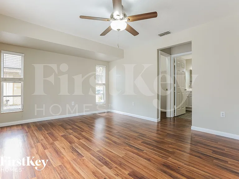 820 Springview Ave NW — Photo 8