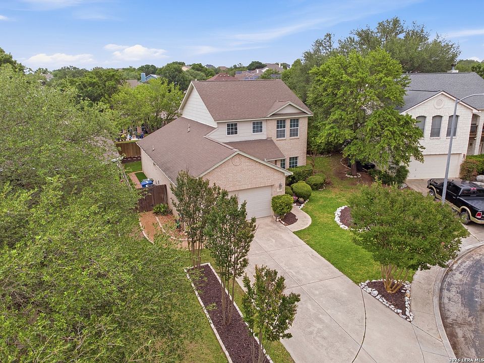 1st image of 1511 Crescent Point