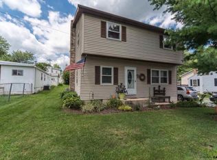 2596 Oakland Rd, Dover, PA 17315