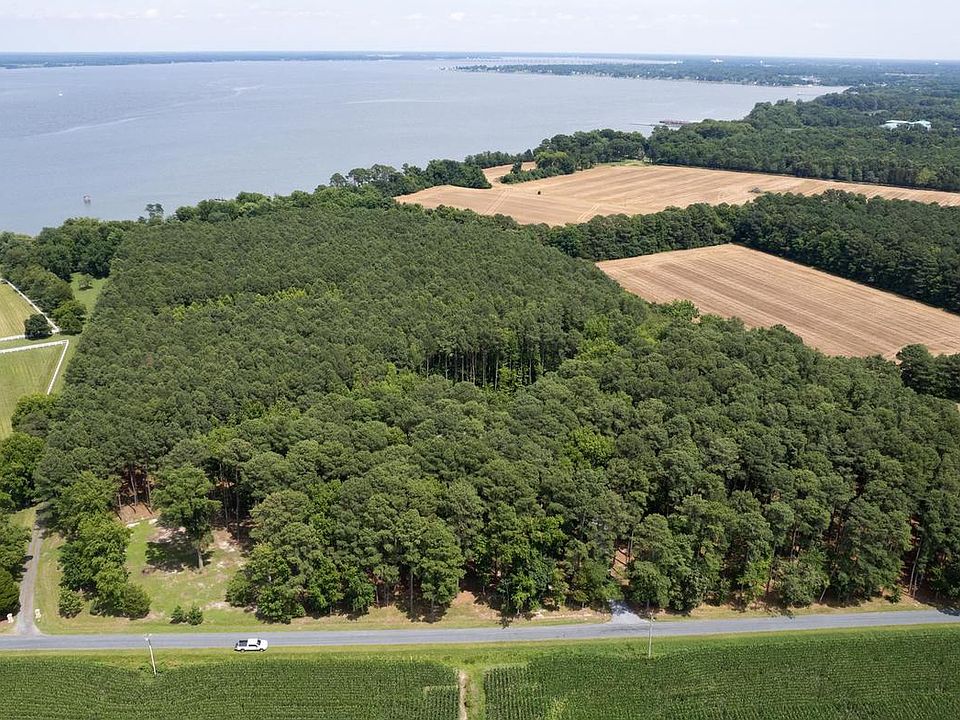1st image of Horns Point Rd