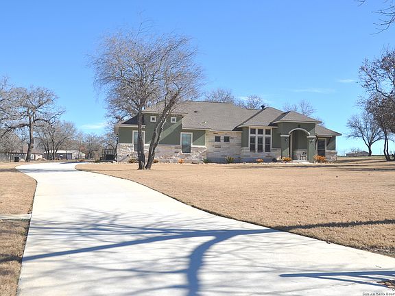 5th image of 281 COUNTY ROAD 6872