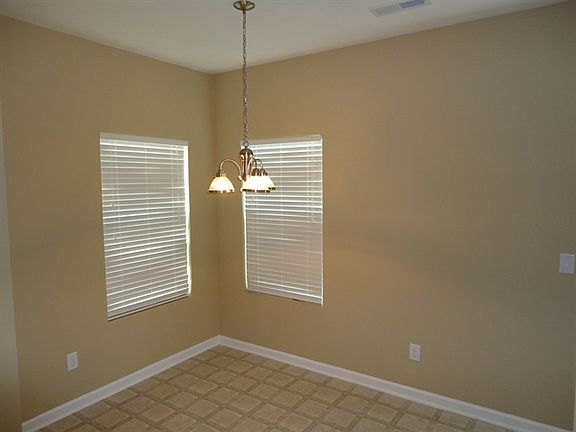 4th image of 296 Hartsfield Forest Dr