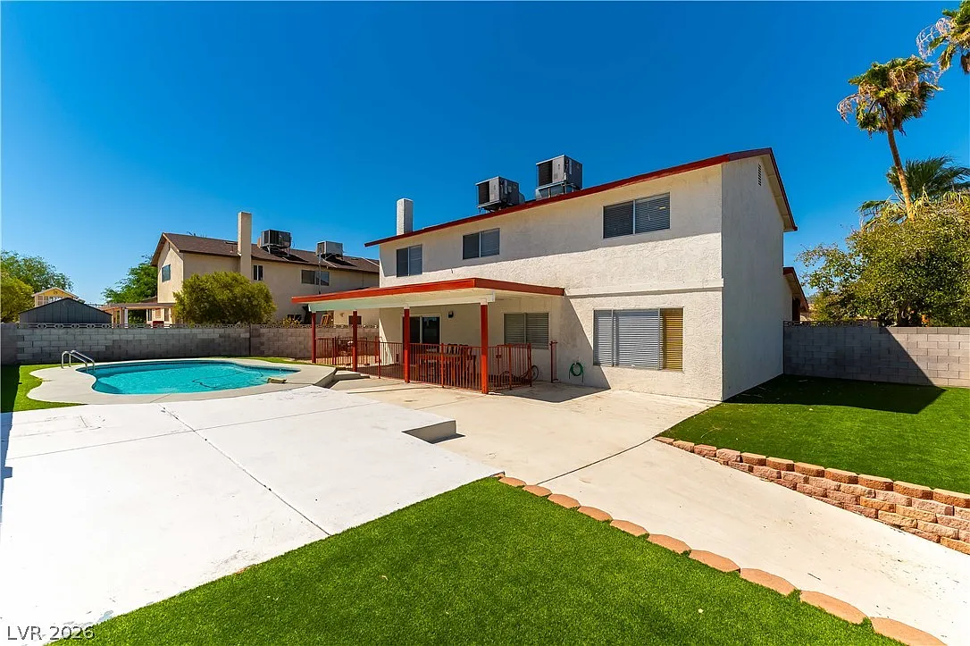 4 bed, 2.5 bath, 2438 sqft, $2,695 — Photo 1