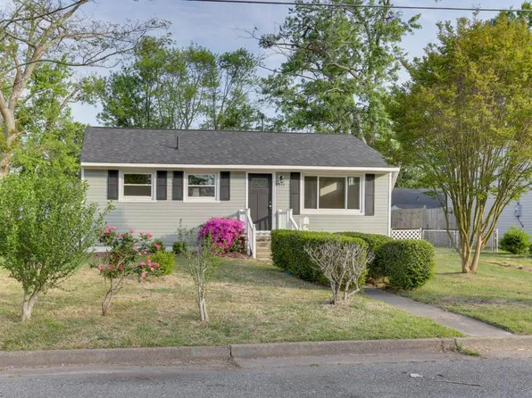3311 Greenwood Dr, Hampton, VA 23666