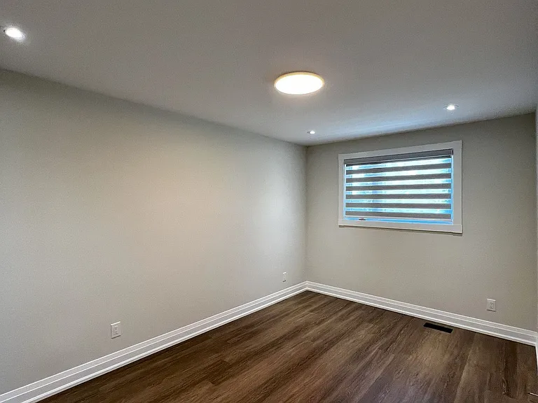 69 Hutcherson Sq — Photo 12
