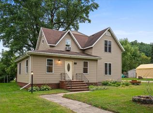 414 S Main St, Elmwood, WI 54740