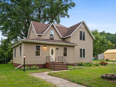 414 S Main St, Elmwood, WI, 54740