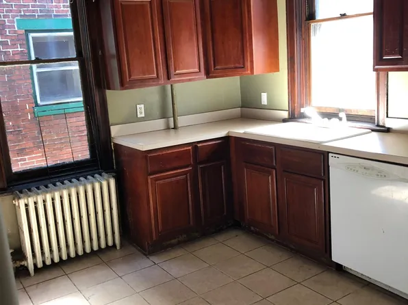 241 Maclay St, Harrisburg, PA 17110