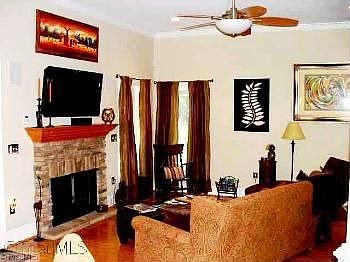 4th image of 3617 Summit Lakes Dr