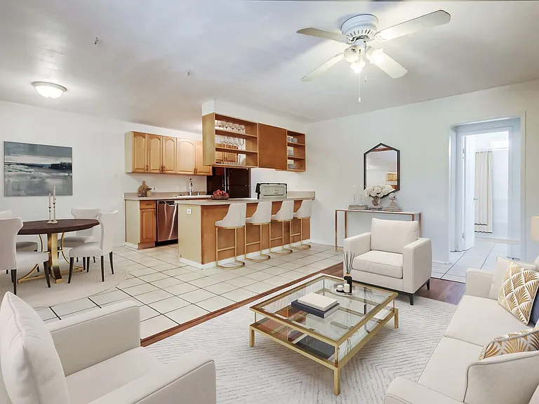 B Street | Apartments Near Balboa Park - Studios, 1 & 2 Bedrooms — Photo 28