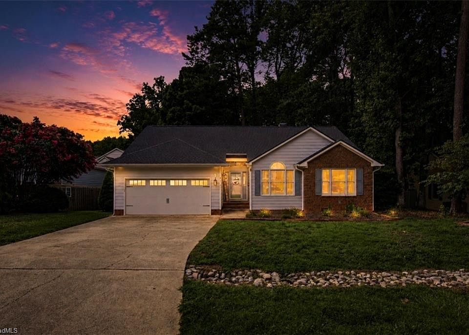 1st image of 4640 Holly Brook Dr