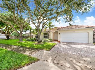 14212 SW 163rd St, Miami, FL 33177