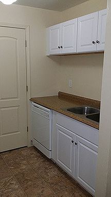 3rd image of 800 E 100th Ter APT 310