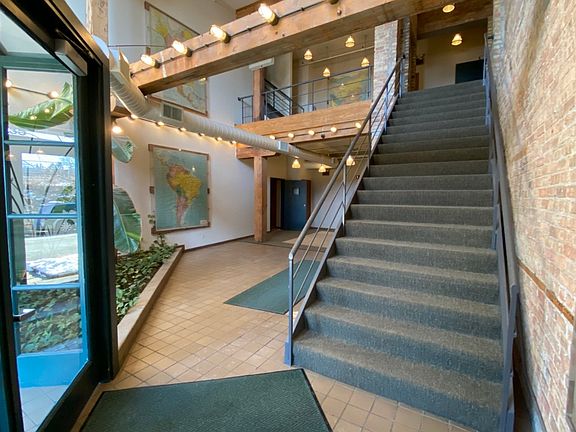 4th image of 5235 N Ravenswood Ave APT 16