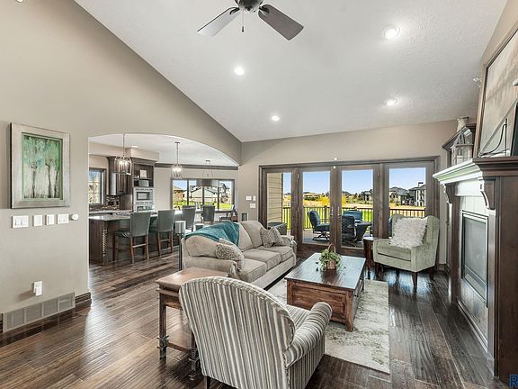 4th image of 8300 S Spice Hill Cir