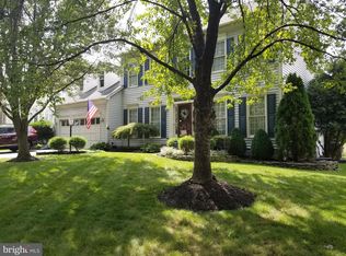 7852 Virginia Oaks Dr, Gainesville, VA 20155