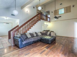 9426 Willow Meadow Dr, Houston, TX 77031