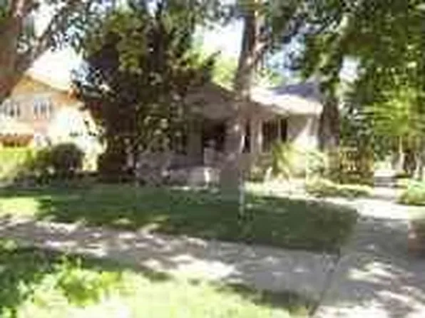 228 E 13th Ave, Hutchinson, KS 67501