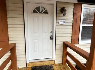 628 Nickland Dr, Evington, VA 24550