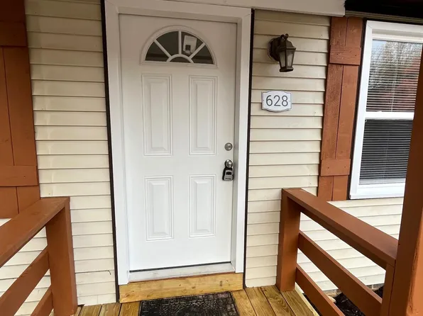 628 Nickland Dr, Evington, VA 24550