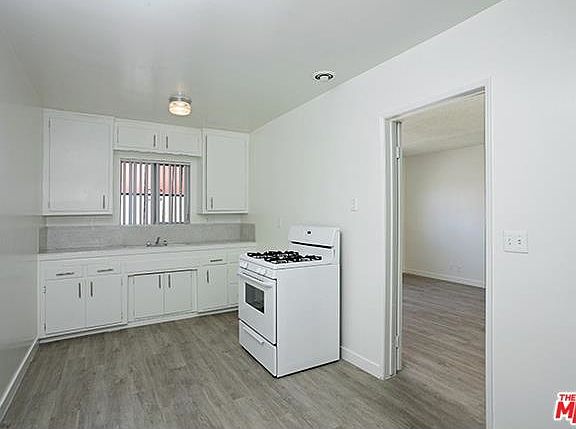 5th image of 219 S New Ave APT 9
