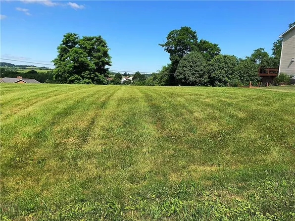 11 Fieldcrest Way, Burgettstown, PA 15021