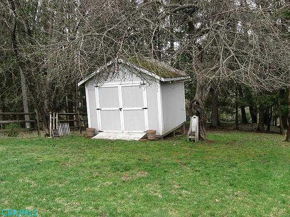 5th image of 1415 Howell Dr