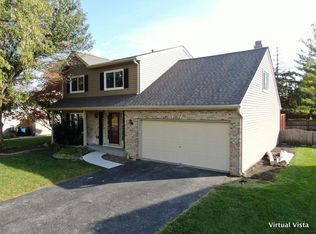 2807 Springdale Cir, Naperville, IL 60564