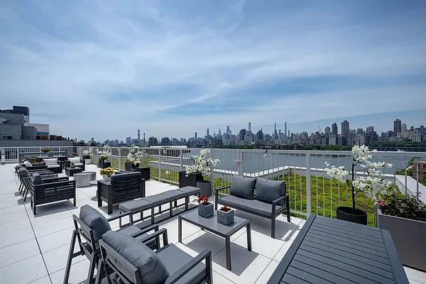 Rented by Nest Seekers International | media 6