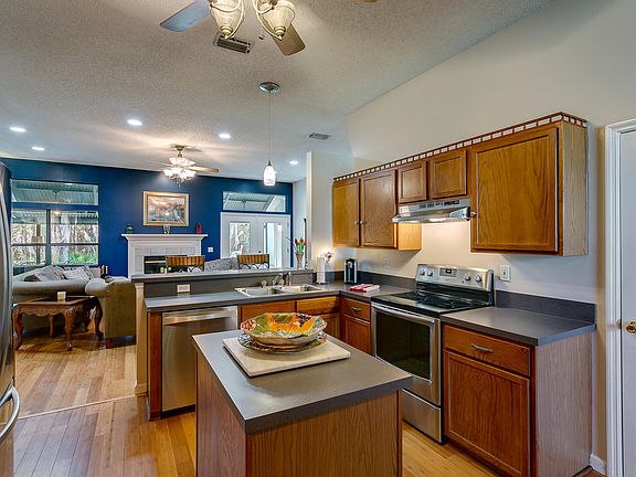 2nd image of 5302 Whitecastle Ct
