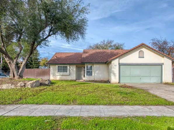 2535 Sierra Ave, Clovis, CA 93611