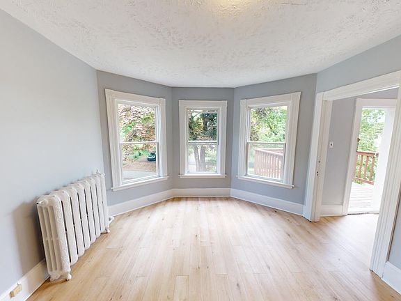 3rd image of 6461 Waegwoltic Ave #4