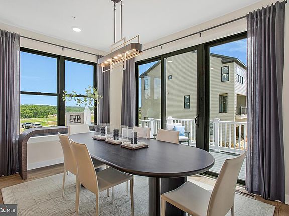 7th image of this home