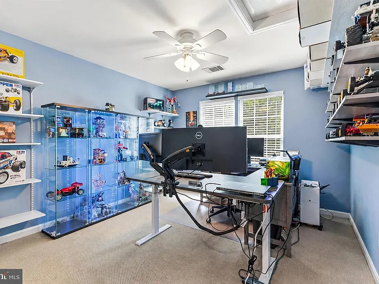 8147 Cancun Ct — Photo 38