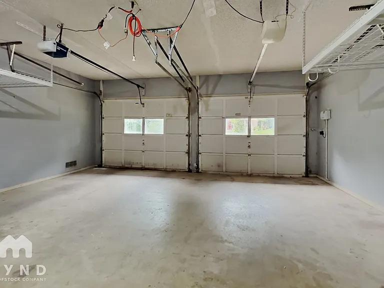 15710 Fern Ridge St — Photo 24