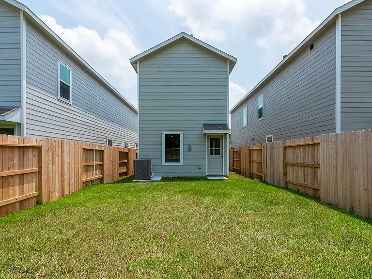 Spacious Backyard