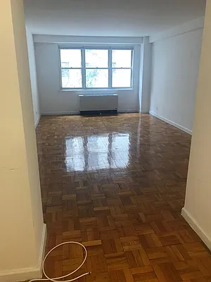 Rented by Hampshire Assets LLC | media 2