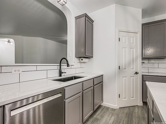 3rd image of 17119 ASHBURY OAKS