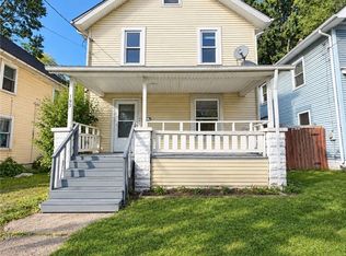 193 Charles St, Akron, OH 44304