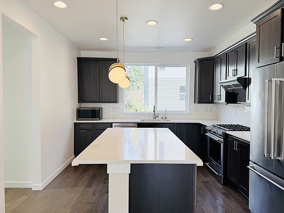 5th image of 14669 36th Ave NE #1