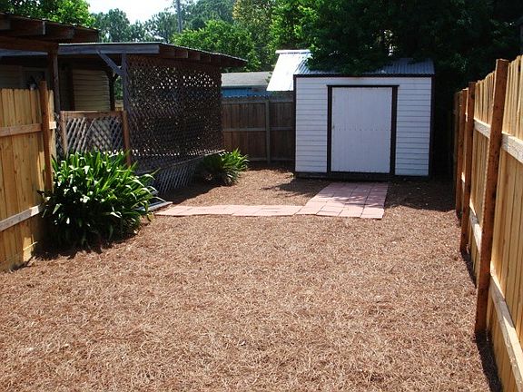 4th image of 316 Laureno Pl