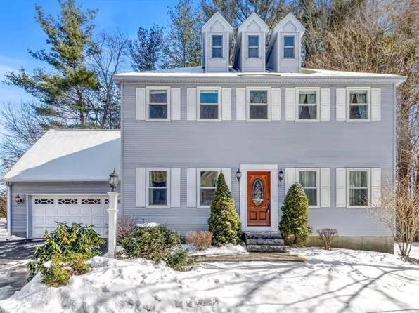57 Beechwood Dr, Haverhill, MA 01832