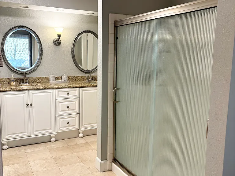 1006 S Dewcrest Dr — Photo 21